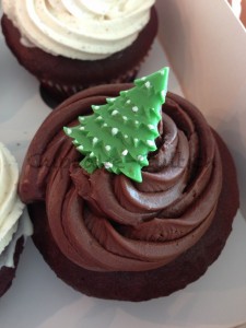 Schokoladen Weihnachtsmann Cupcake